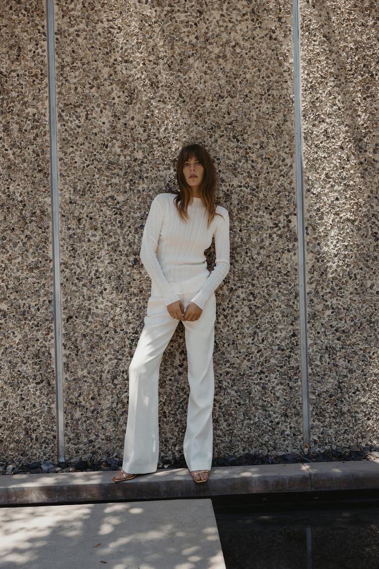 MAGLIETTA A COSTINE CON MANICHE LUNGHE Bianco ZARA Italia Italy